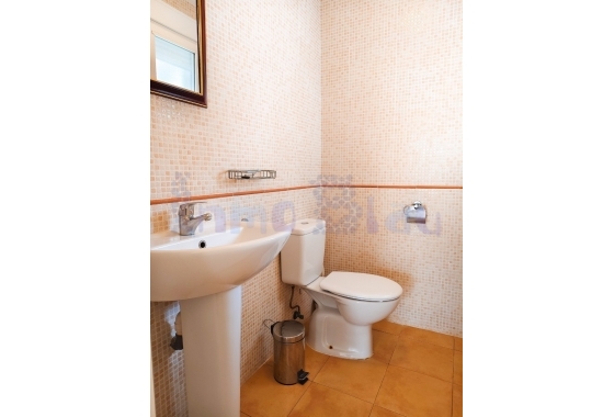 Reventa - Casa - Relleu