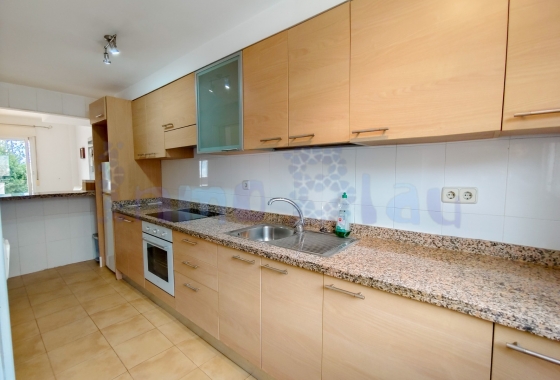 Reventa - Casa - Relleu