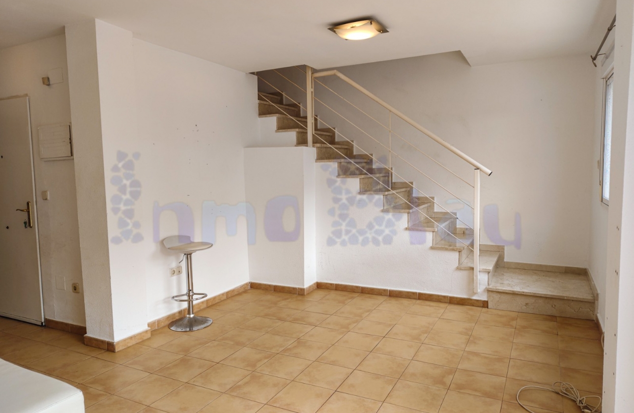 Reventa - Casa - Relleu