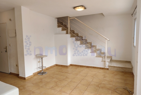 Reventa - Casa - Relleu