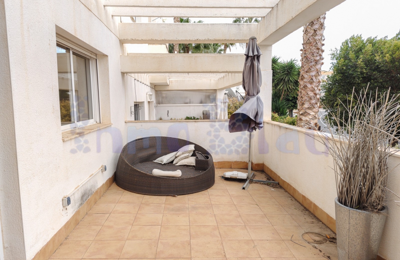 Reventa - Casa - Relleu