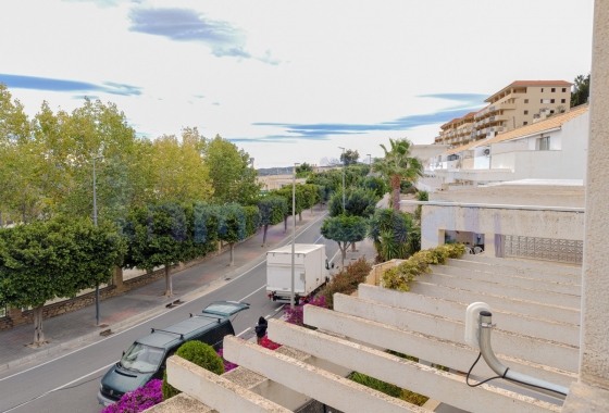 Reventa - Casa - Relleu