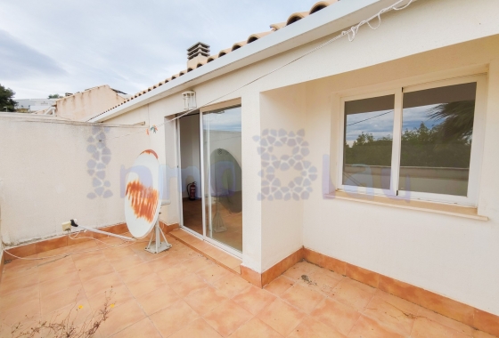 Reventa - Casa - Relleu