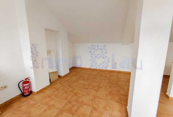 Reventa - Casa - Relleu