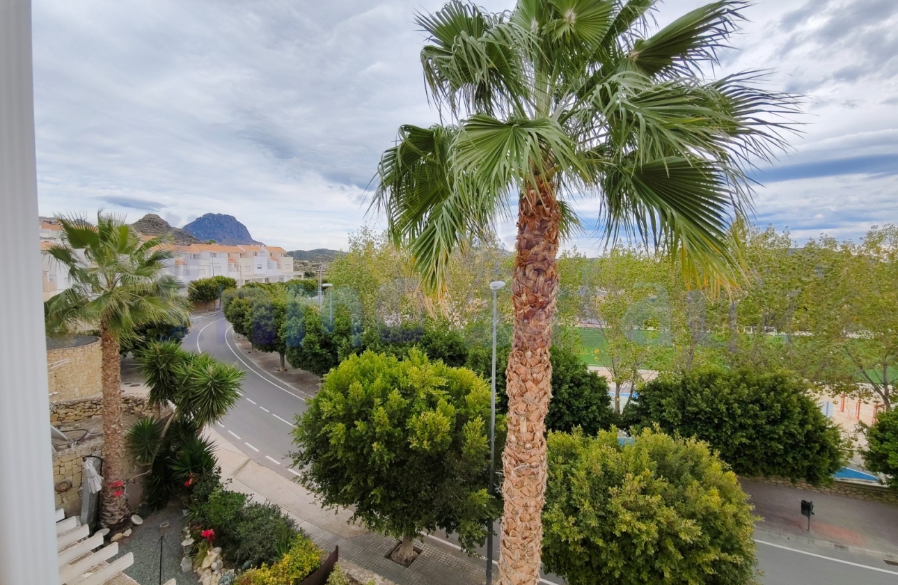 Reventa - Casa - Relleu