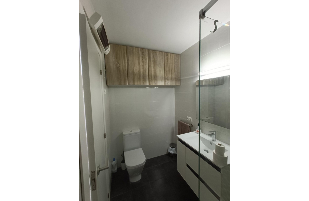 Resale - Apartment / flat - Alicante