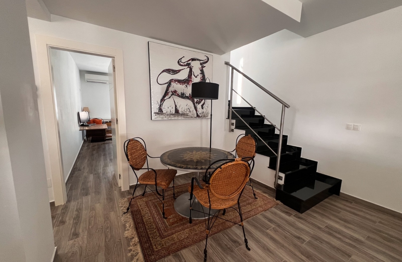 Resale - House - Orihuela Costa - Punta Prima