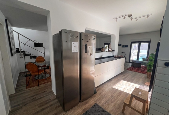 Resale - House - Orihuela Costa - Punta Prima