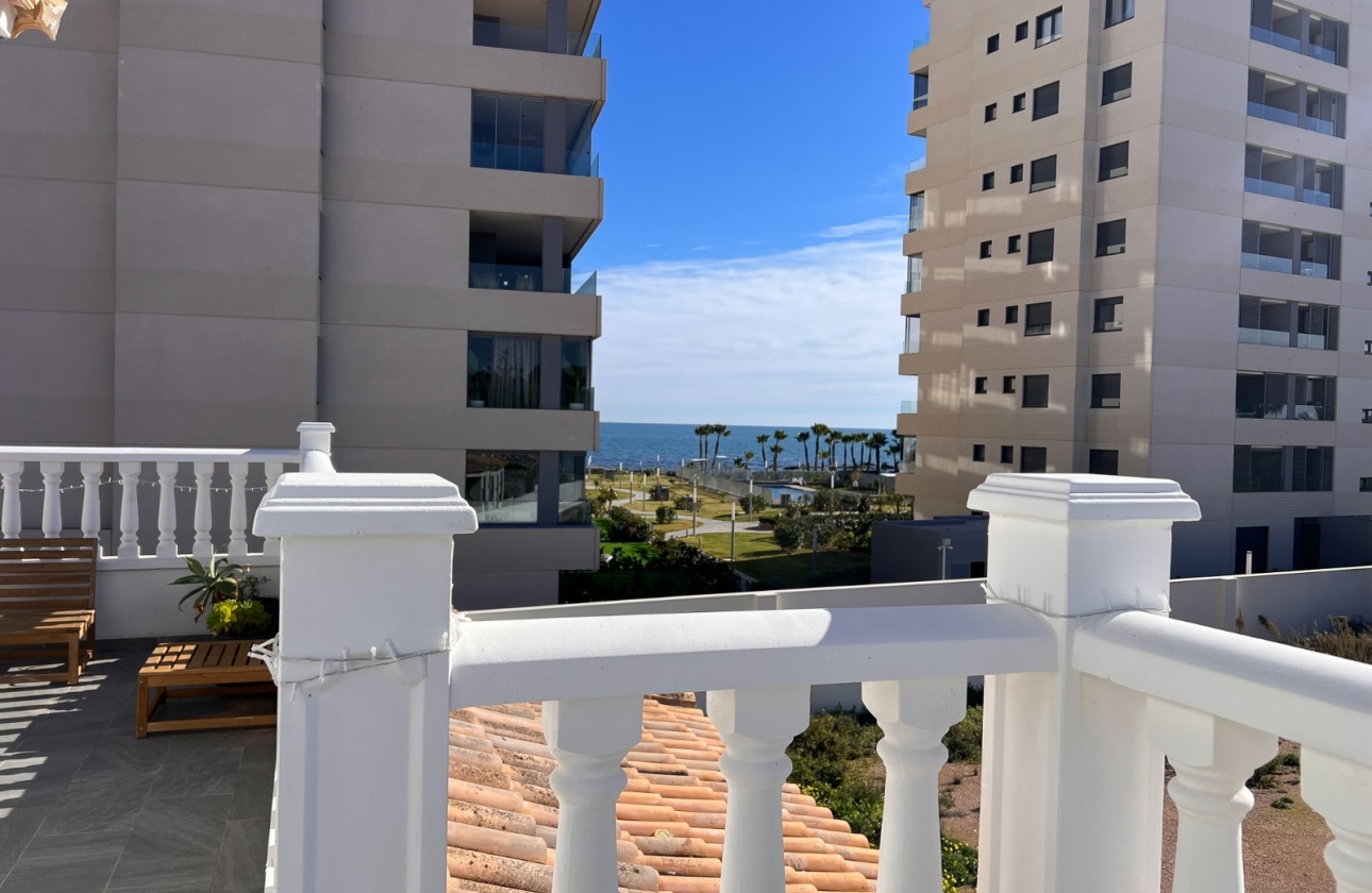 Resale - House - Orihuela Costa - Punta Prima