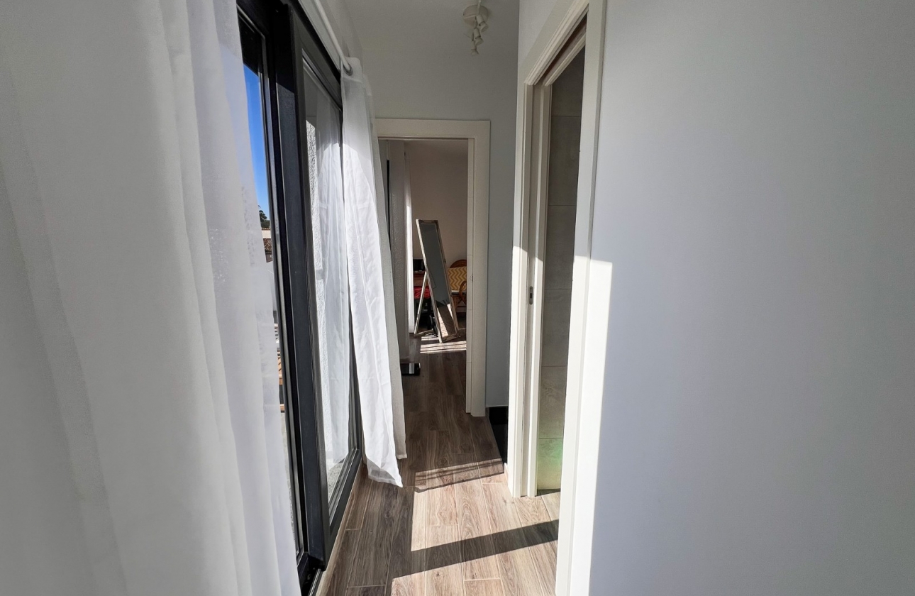 Resale - House - Orihuela Costa - Punta Prima