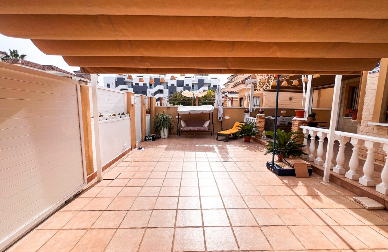 Resale - Villa - Guardamar del Segura - El Raso