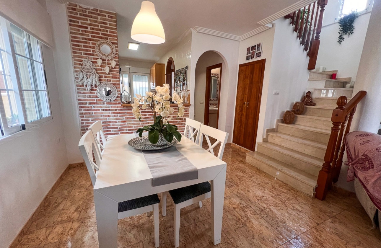 Resale - Villa - Guardamar del Segura - El Raso