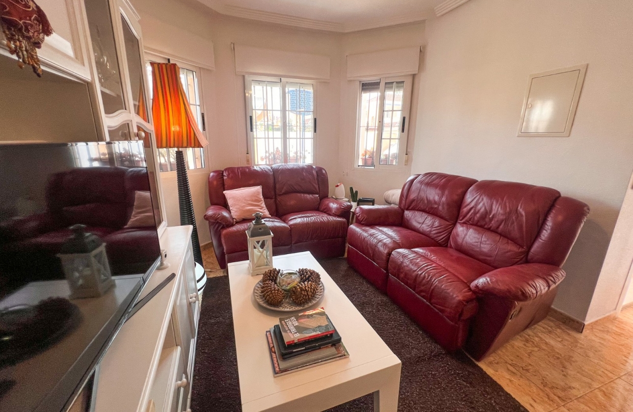 Resale - Villa - Guardamar del Segura - El Raso