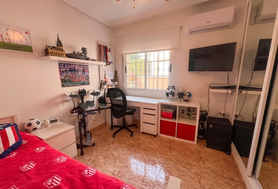 Resale - Villa - Guardamar del Segura - El Raso