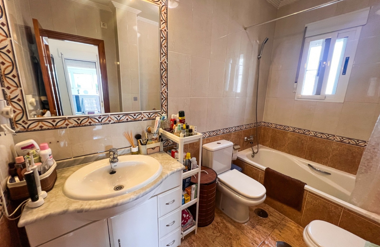 Resale - Villa - Guardamar del Segura - El Raso