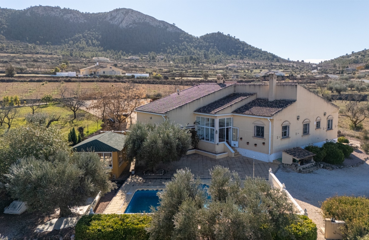 Herverkoop - Finca / Country Property - La Zarza