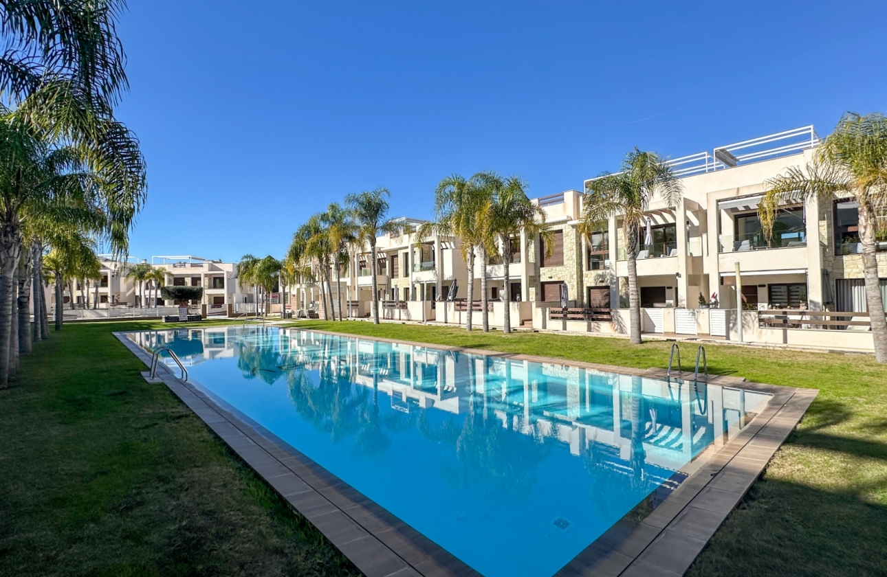 Resale - Apartment / flat - Torrevieja - Los Balcones