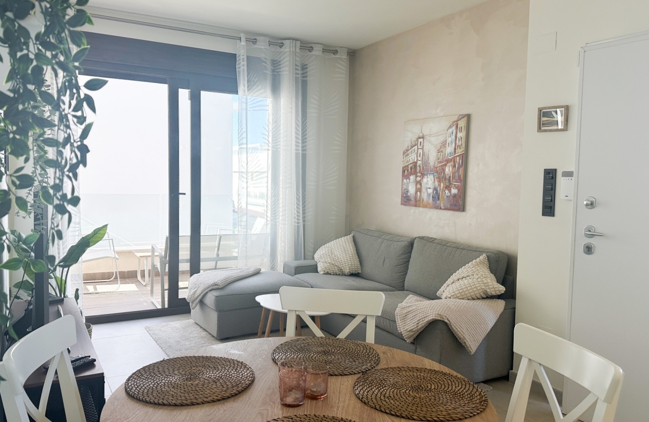 Resale - Apartment / flat - Torrevieja - Los Balcones
