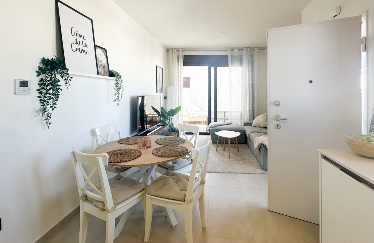 Resale - Apartment / flat - Torrevieja - Los Balcones