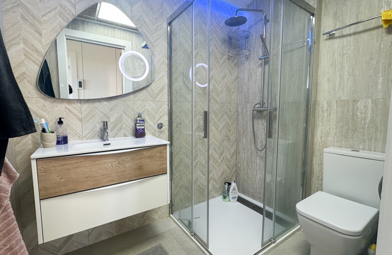 Resale - Apartment / flat - Torrevieja - Los Balcones