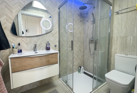 Resale - Apartment / flat - Torrevieja - Los Balcones