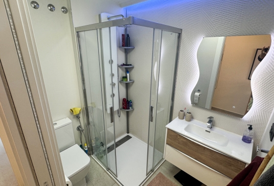 Resale - Apartment / flat - Torrevieja - Los Balcones