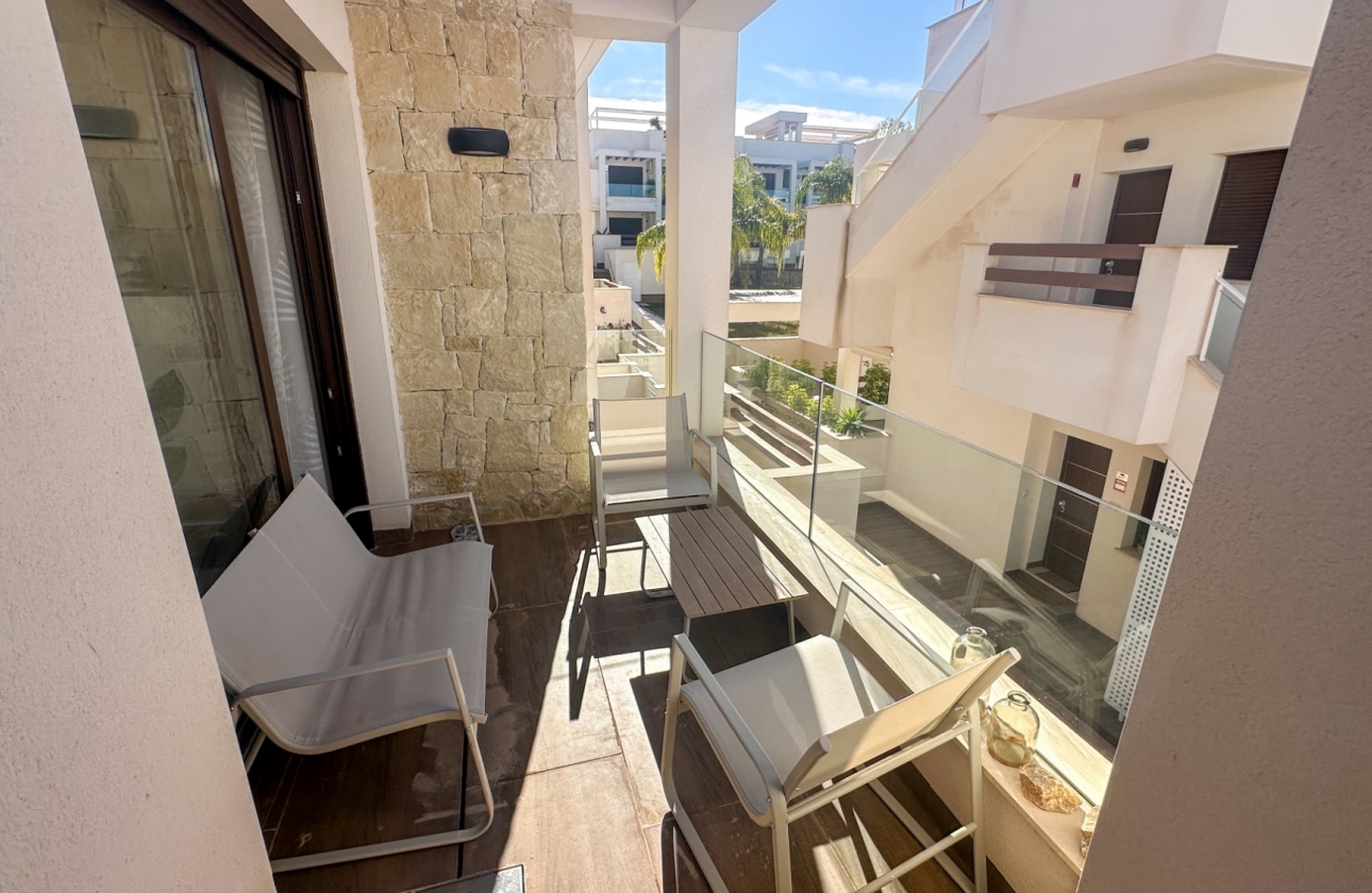 Resale - Apartment / flat - Torrevieja - Los Balcones