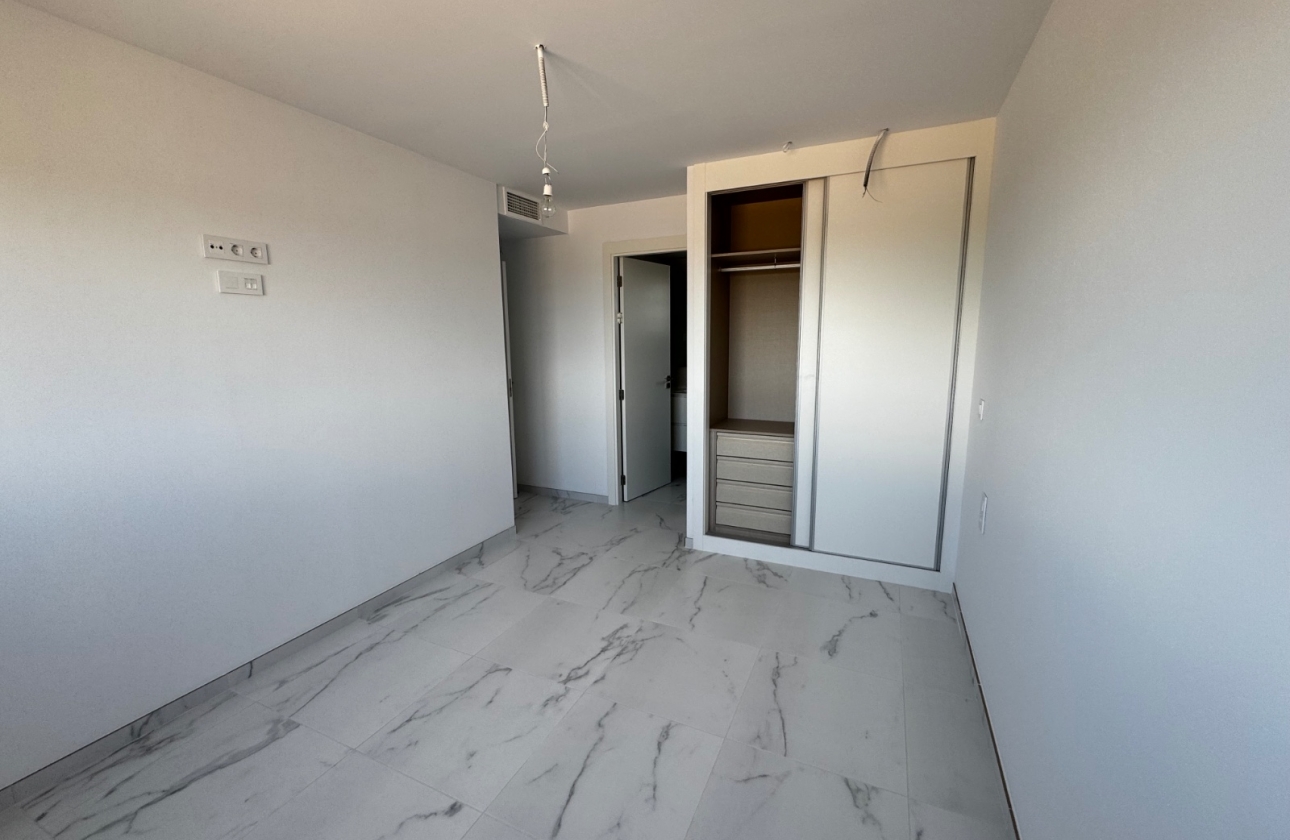 Revente - Appartement - Punta Prima