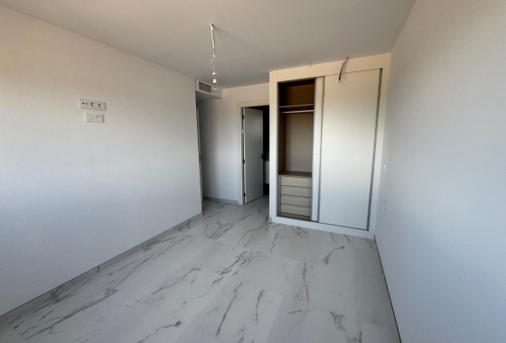 Revente - Appartement - Punta Prima