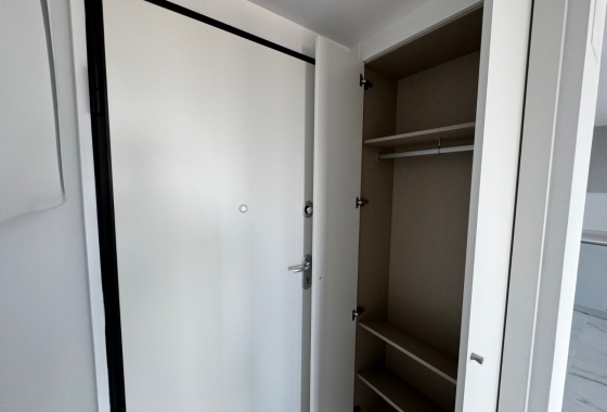 Revente - Appartement - Punta Prima