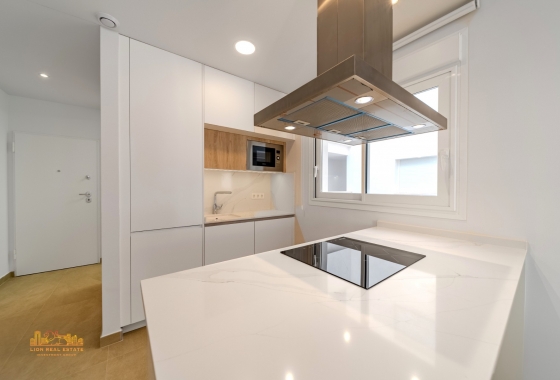 Resale - Apartment / flat - Torrevieja - Playa Los Locos