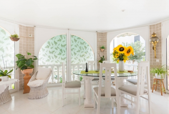 Resale - Villa - Los Alcazares