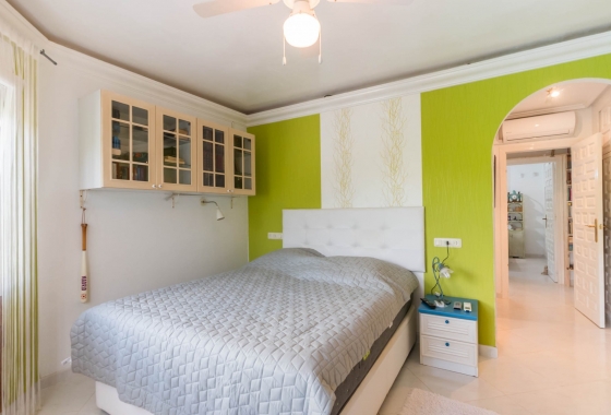 Resale - Villa - Los Alcazares