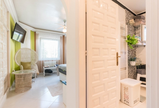 Resale - Villa - Los Alcazares