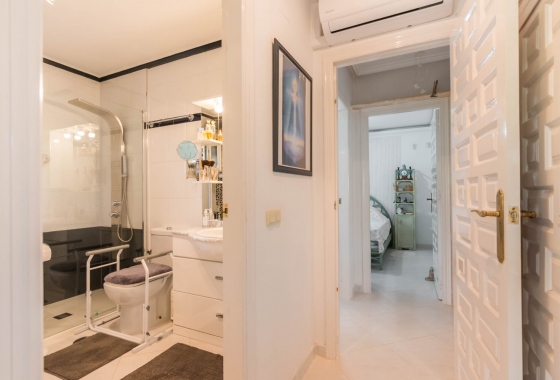 Resale - Villa - Los Alcazares