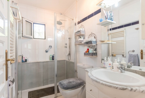 Resale - Villa - Los Alcazares