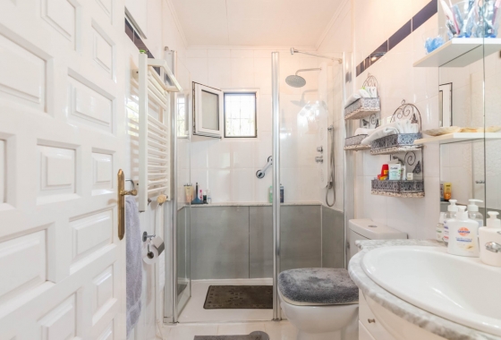 Resale - Villa - Los Alcazares