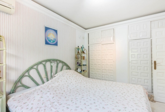 Resale - Villa - Los Alcazares