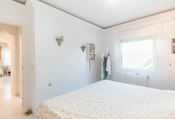 Resale - Villa - Los Alcazares