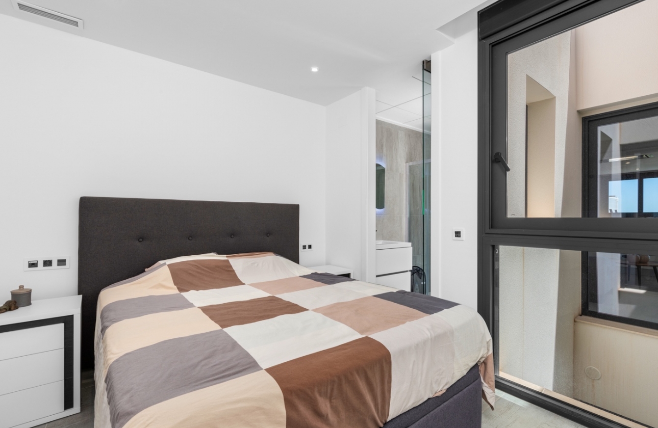 Resale - Villa - San Miguel de Salinas - Costa Blanca