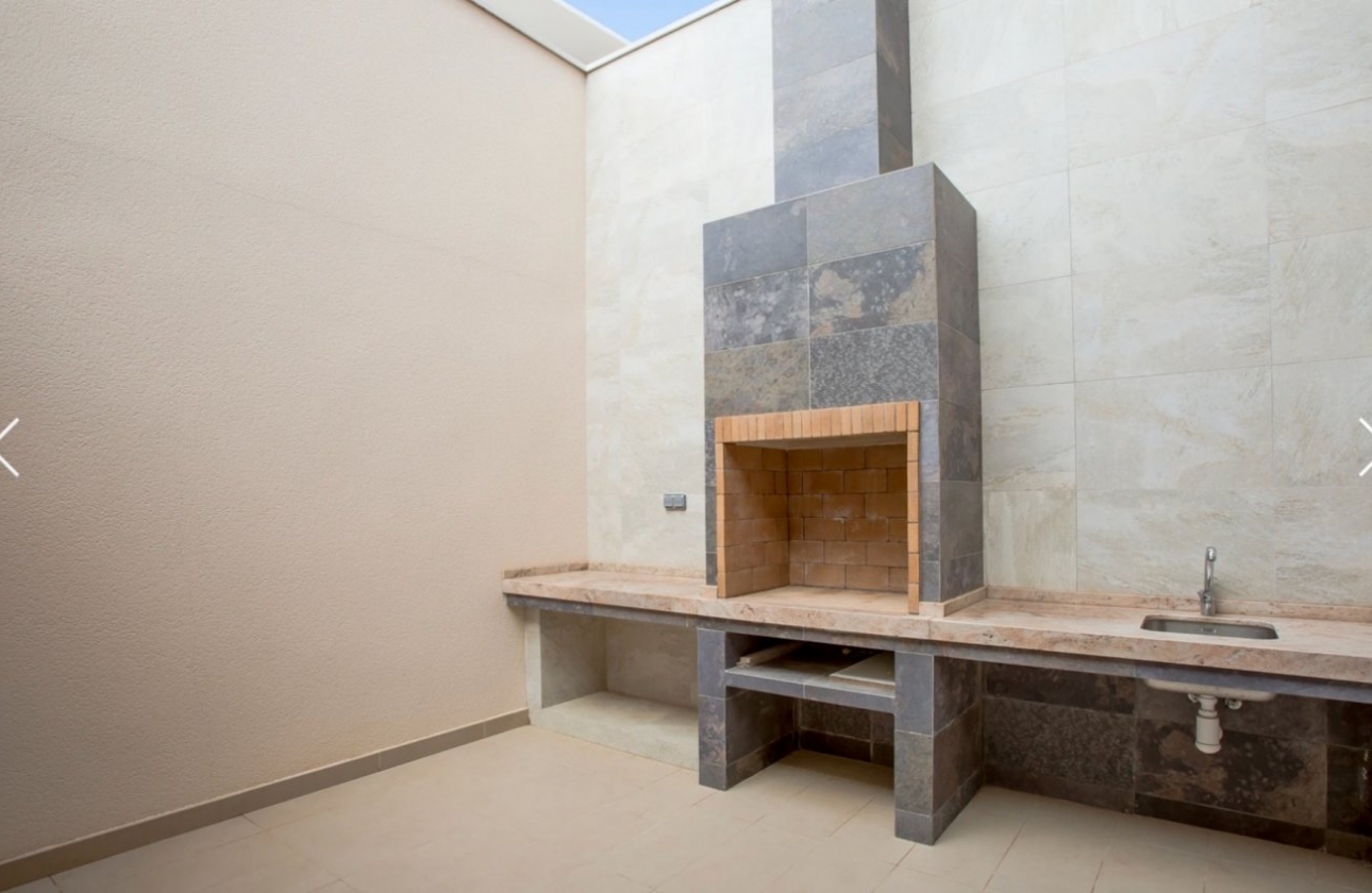 Resale - Villa - Moraira