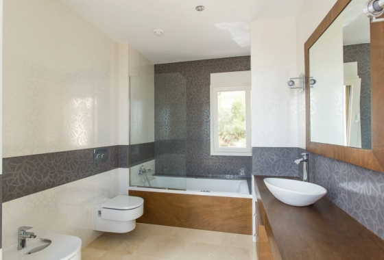 Resale - Villa - Moraira