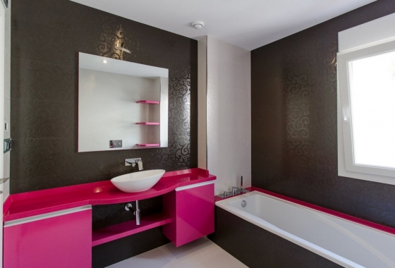 Resale - Villa - Moraira