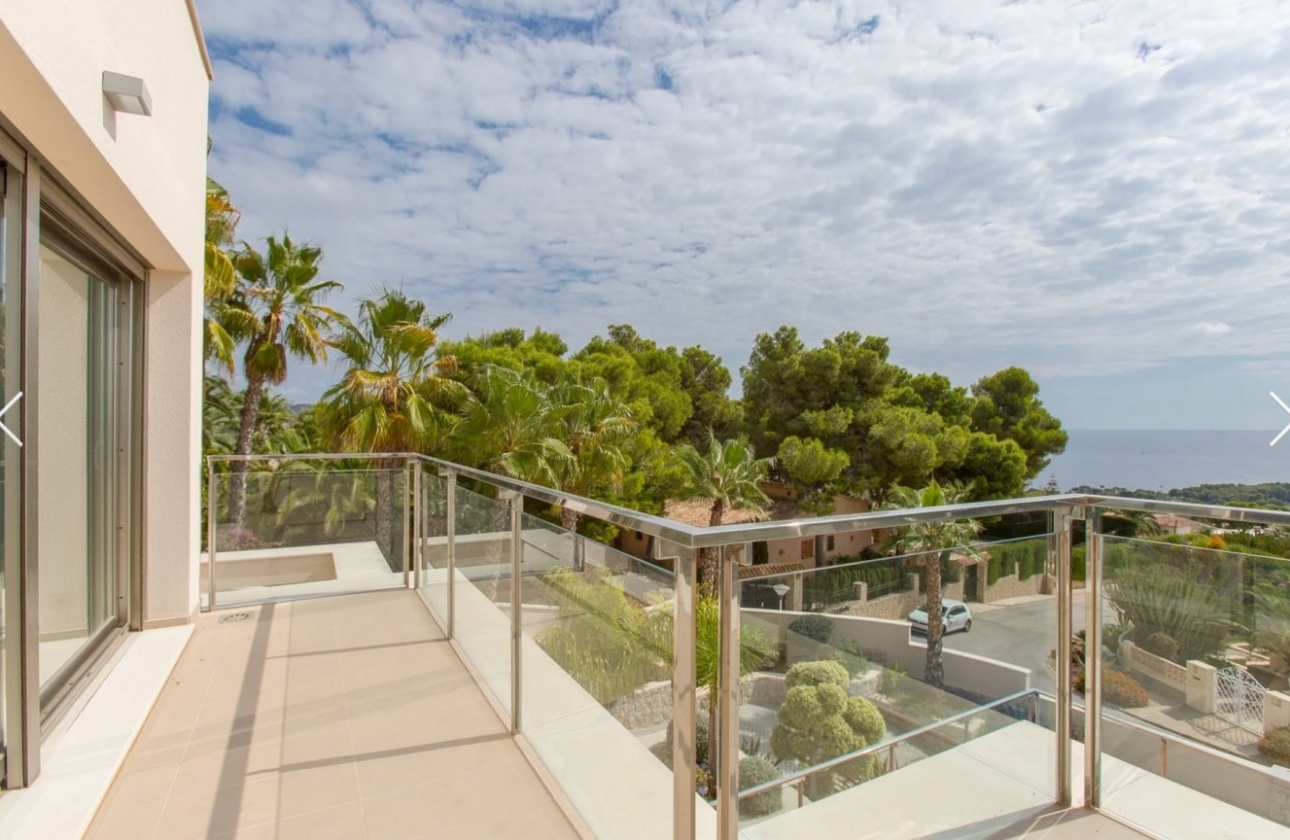 Resale - Villa - Moraira