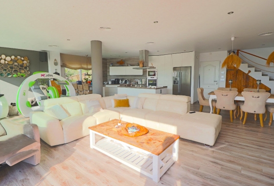 Resale - Villa - El Campello - Coveta Fuma