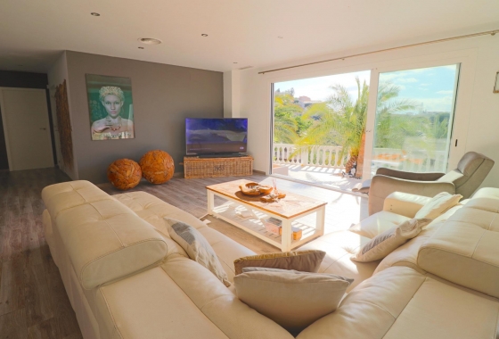 Resale - Villa - El Campello - Coveta Fuma