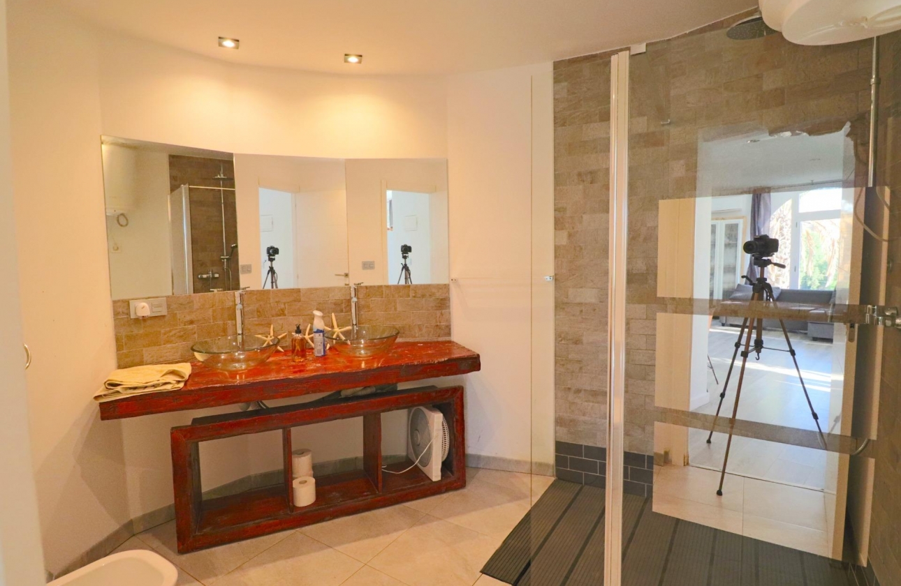 Resale - Villa - El Campello - Coveta Fuma