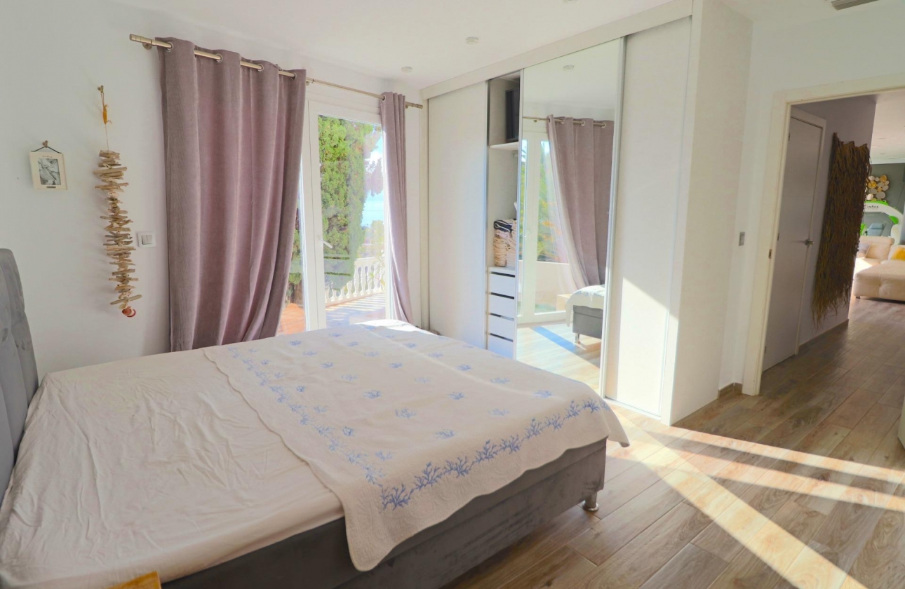 Resale - Villa - El Campello - Coveta Fuma