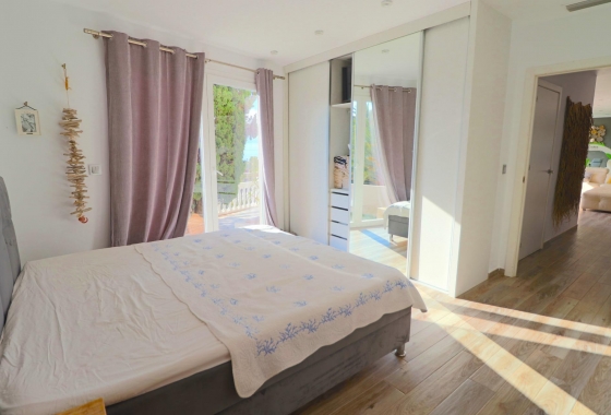 Resale - Villa - El Campello - Coveta Fuma