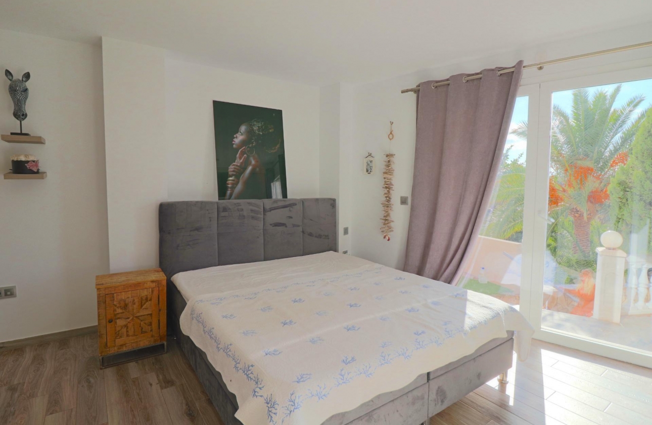Resale - Villa - El Campello - Coveta Fuma
